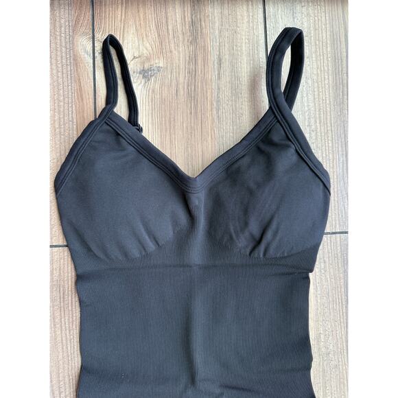 One piece back shapewear body suit! - Picture 4 of 5